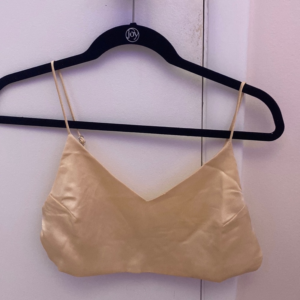 beginning boutique xs cropped cute top